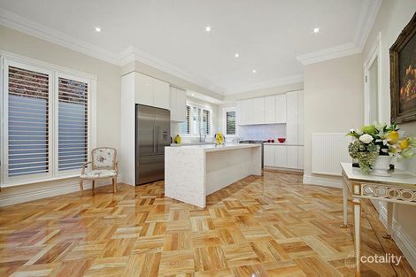 Property photo of 5 Kalgurli Court Balwyn VIC 3103