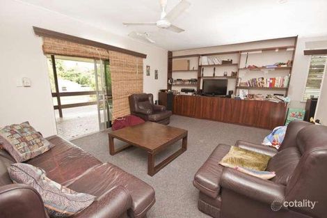 Property photo of 4 Jacaranda Street Holloways Beach QLD 4878