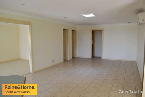 Property photo of 4 Steve Eagleton Drive South West Rocks NSW 2431