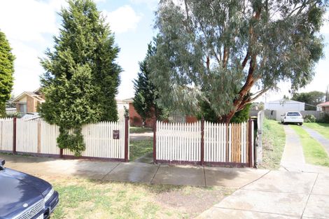 Property photo of 16 Orbit Drive Whittington VIC 3219