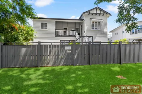 3 Thurecht Pde, Scarborough, QLD 4020