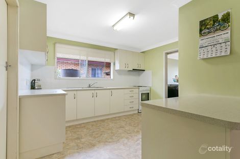 Property photo of 3 Dandaloo Street Hillvue NSW 2340
