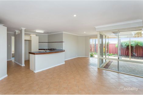 Property photo of 14 Holyrood Close Orelia WA 6167