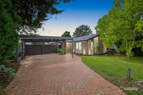 1 Kingsley Dr, Sunbury, VIC 3429