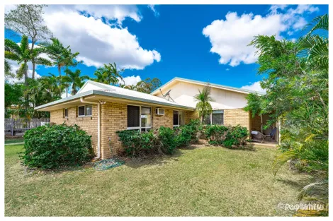Property photo of 15 Casuarina Court Kawana QLD 4701