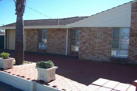 Property photo of 4 Exe Court Beechboro WA 6063