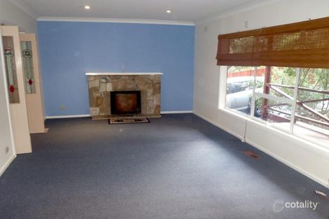 Property photo of 8 Barina Crescent Croydon VIC 3136
