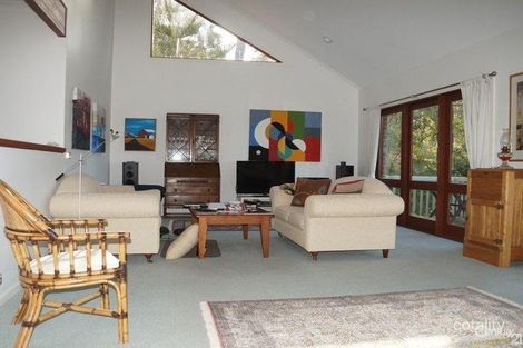 Property photo of 25 Lewana Close Lilli Pilli NSW 2536