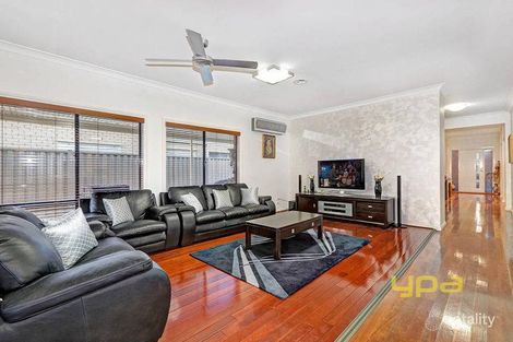 Property photo of 9 Parramatta Walk Craigieburn VIC 3064