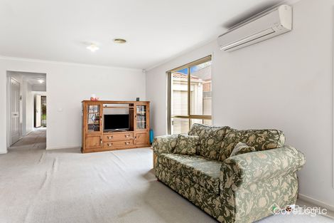 Property photo of 30 Hamilton Hume Parade Craigieburn VIC 3064