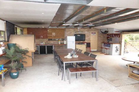 Property photo of 32 Ironbark Place Failford NSW 2430