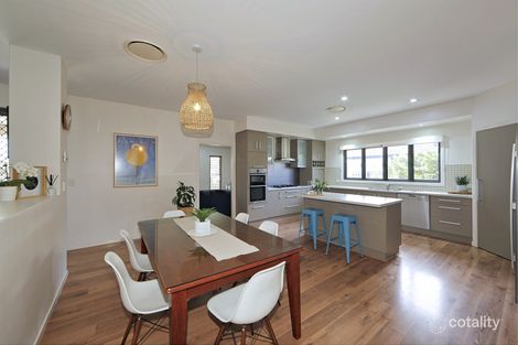 Property photo of 30 Breeze Drive Bargara QLD 4670