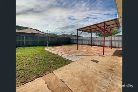 32 Crawford Way, Roebourne, WA 6718