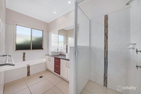 Property photo of 11 Magnolia Avenue Kin Kora QLD 4680