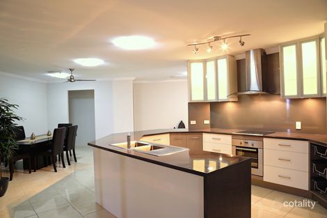 Property photo of 3 Brady Place Gracemere QLD 4702