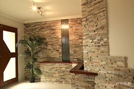 Property photo of 3 Brady Place Gracemere QLD 4702