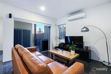 Property photo of 5/35-37 Tarcoola Crescent Surfers Paradise QLD 4217
