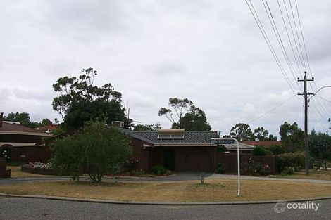 2 Mandfield Way, Parmelia, WA 6167