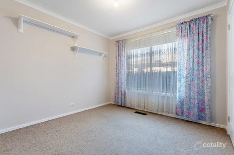Property photo of 92 Hothlyn Drive Craigieburn VIC 3064
