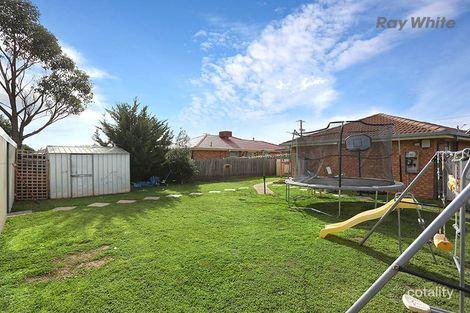 Property photo of 40 Silvereye Crescent Werribee VIC 3030