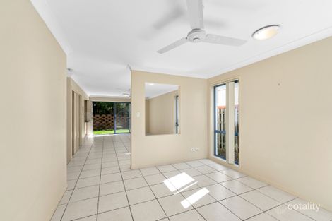 Property photo of 21/2 Studio Drive Pacific Pines QLD 4211