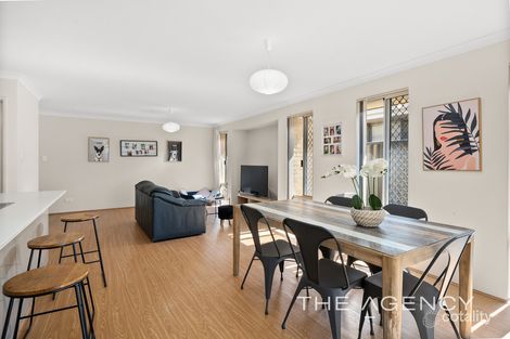 Property photo of 8 Wintergreen Crescent Treeby WA 6164