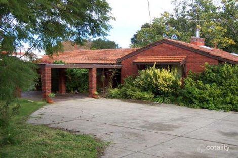42 Boonooloo Rd, Kalamunda, WA 6076