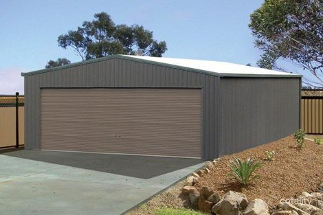 Property photo of 22 Lakeside Crescent Ningi QLD 4511