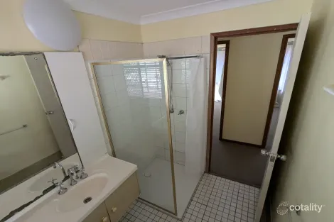 Property photo of 5 Gill Court Bundamba QLD 4304