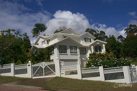 27 Geewan Pl, Chapel Hill, QLD 4069