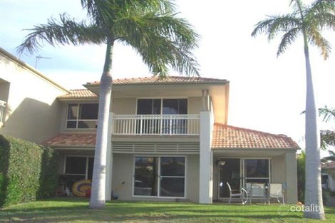 74/76 Bayview St, Runaway Bay, QLD 4216