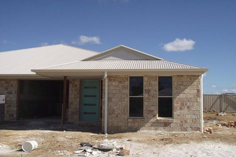 10 Moriarty St, Emerald, QLD 4720