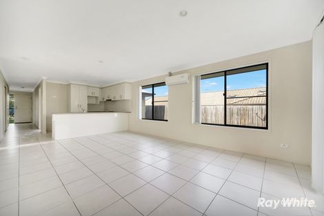 Property photo of 11 Prestige Drive Marsden QLD 4132