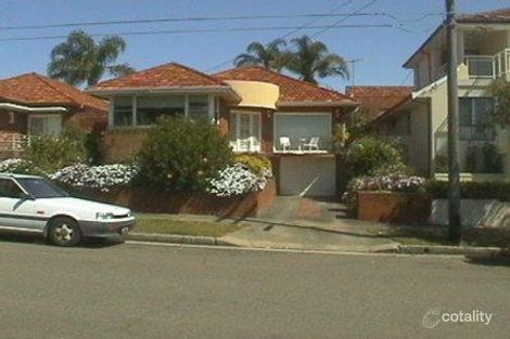 Property photo of 27 Nield Avenue Rodd Point NSW 2046