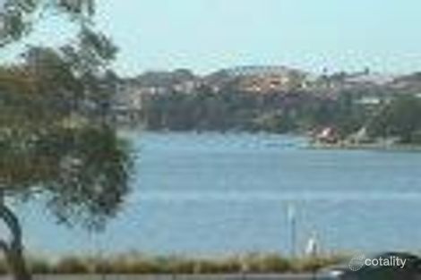 Property photo of 27 Nield Avenue Rodd Point NSW 2046