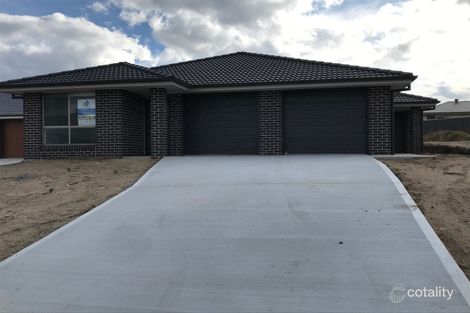 2/5 Cliffdale Pl, Kootingal, NSW 2352