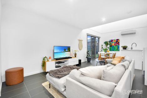 Property photo of 8 Flourish Way Werribee VIC 3030