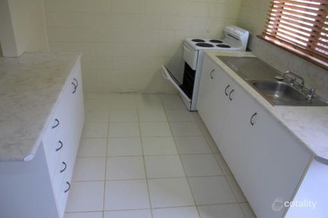 2a/2 Powell St, Bowen, QLD 4805