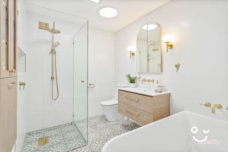 Property photo of 14 Belwarra Avenue Figtree NSW 2525