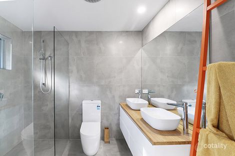 Property photo of 3 Marrantin Court Carrara QLD 4211