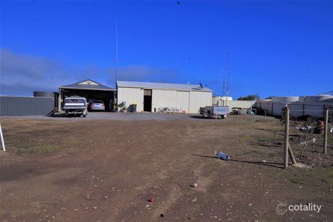 4 Wave Ct, Point Turton, SA 5575