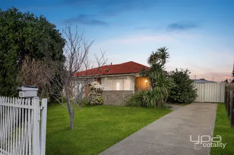 15 Rosella Ave, Werribee, VIC 3030