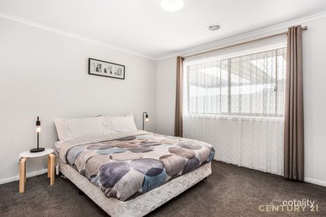 Property photo of 63 Blue Horizons Way Pakenham VIC 3810