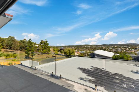 Property photo of 28 Angourie Crescent Pacific Pines QLD 4211