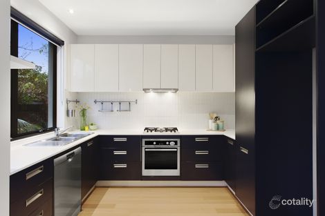 Property photo of 2/74 Woornack Road Carnegie VIC 3163