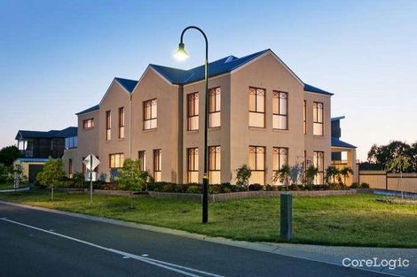 Property photo of 19 Sumner Crescent Point Cook VIC 3030