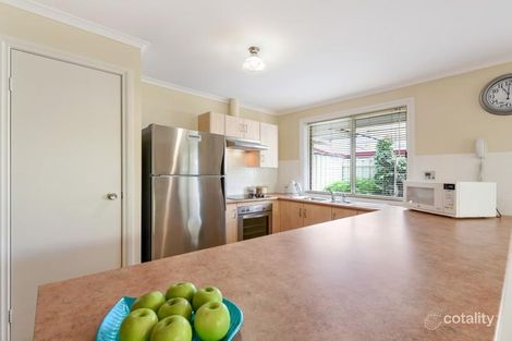 Property photo of 8 Mountain Ash Court Hackham SA 5163