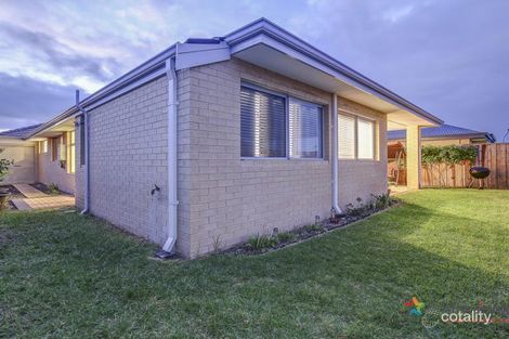 Property photo of 6 Chidlow Grange Ellenbrook WA 6069