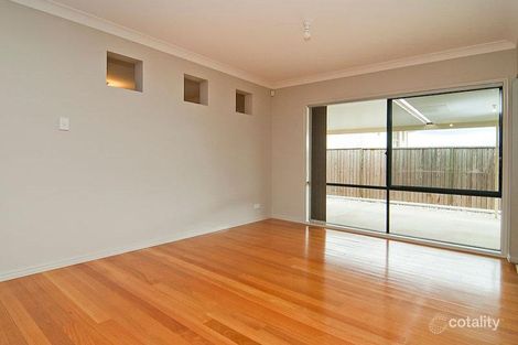 Property photo of 15 Trevi Close Eight Mile Plains QLD 4113