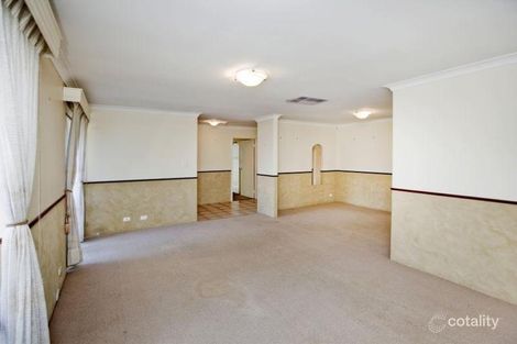 Property photo of 35 Calbourne Way Kingsley WA 6026